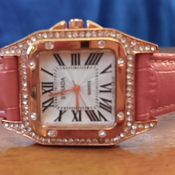 Rose gold & white crystal watch, leather strap - Picture 6 of 9